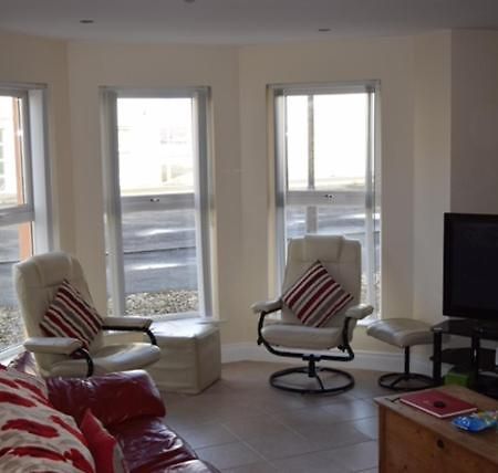 46 West Strand Avenue Portrush Eksteriør billede